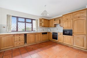 Photo 19- click for photo gallery